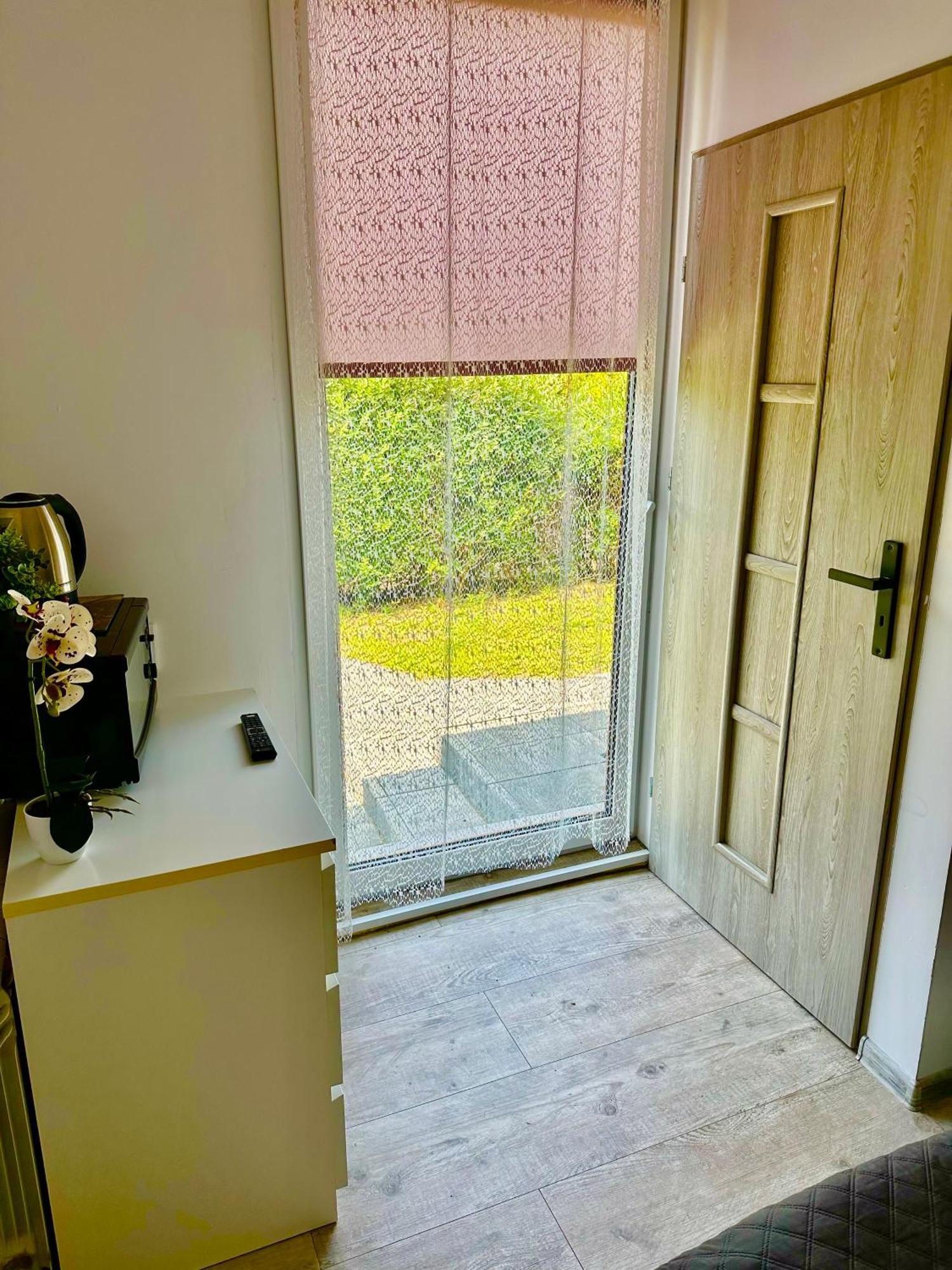 Apartament Nr 5 Lub 6 Przy Sali Kominkowej Przeczyce 外观 照片